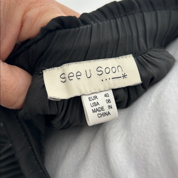 See U Soon Anthropologie Sz 6 Black Pleated Midi Skirt - Picture 2 of 7